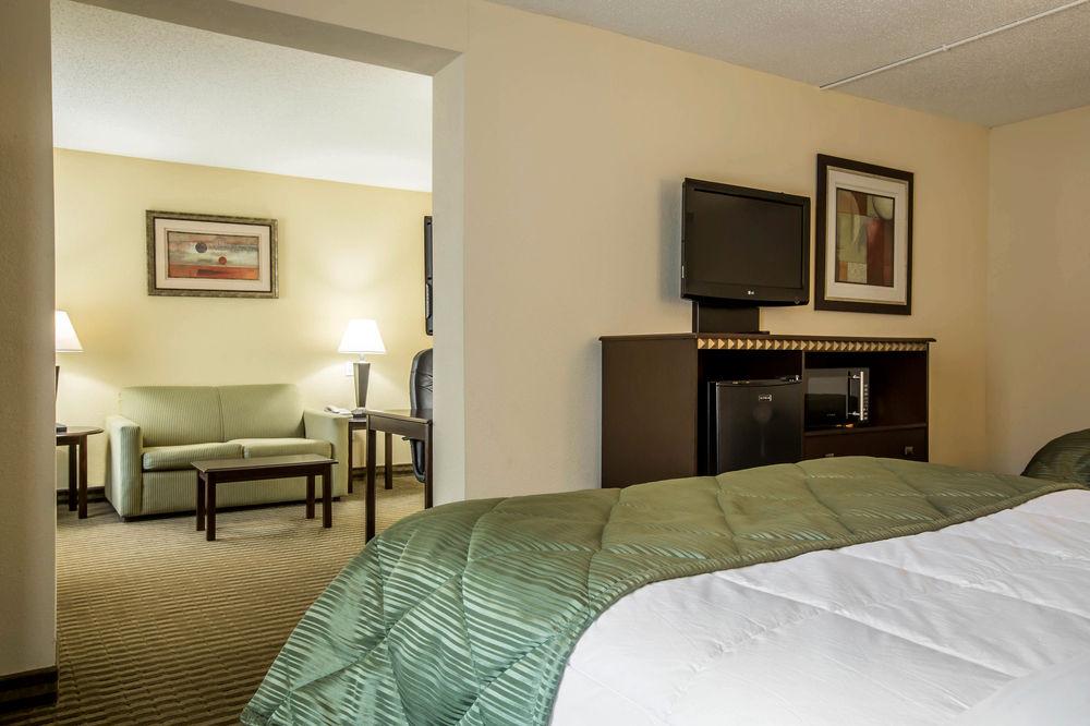 Quality Inn & Suites Greenville - Haywood Mall Luaran gambar
