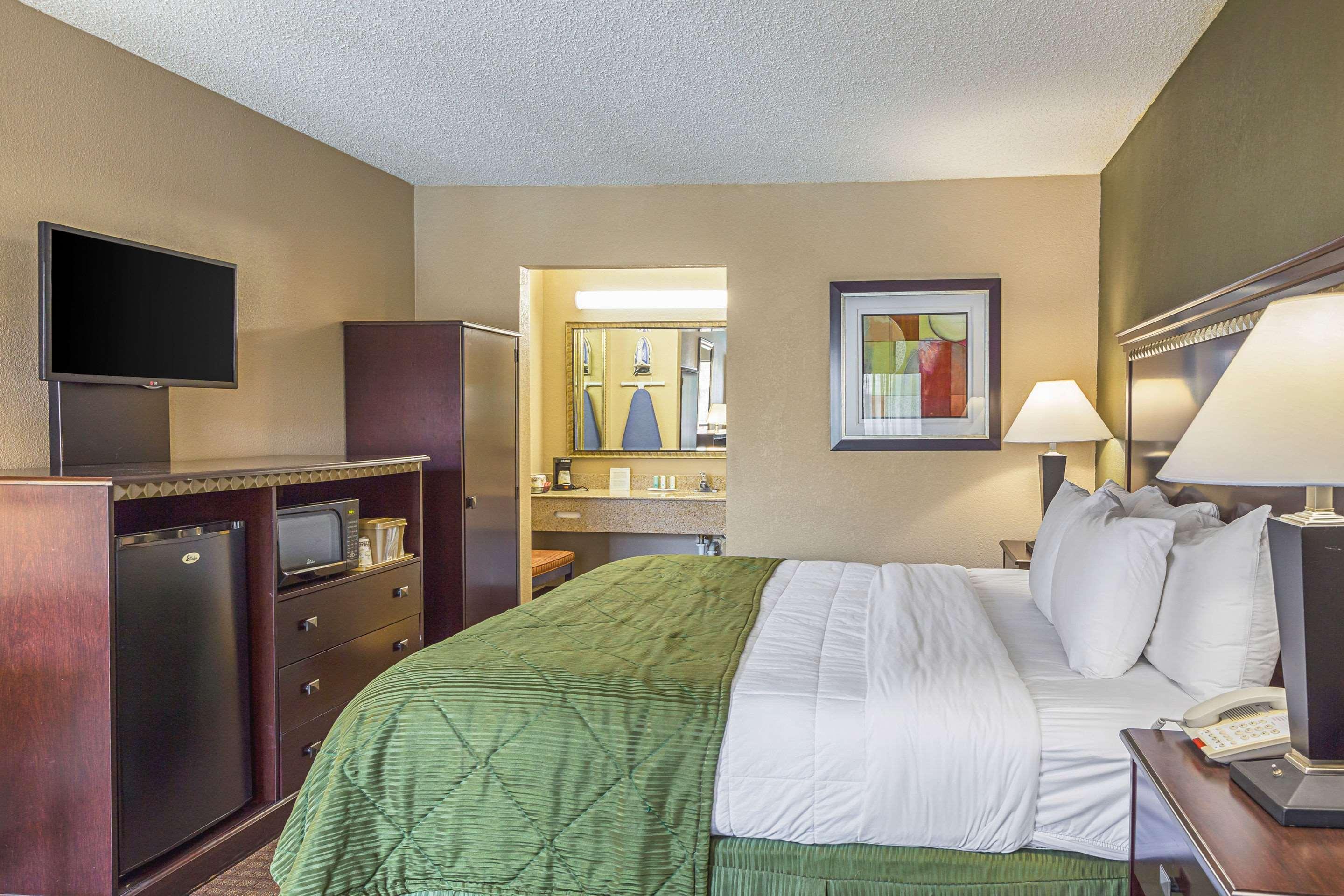 Quality Inn & Suites Greenville - Haywood Mall Luaran gambar