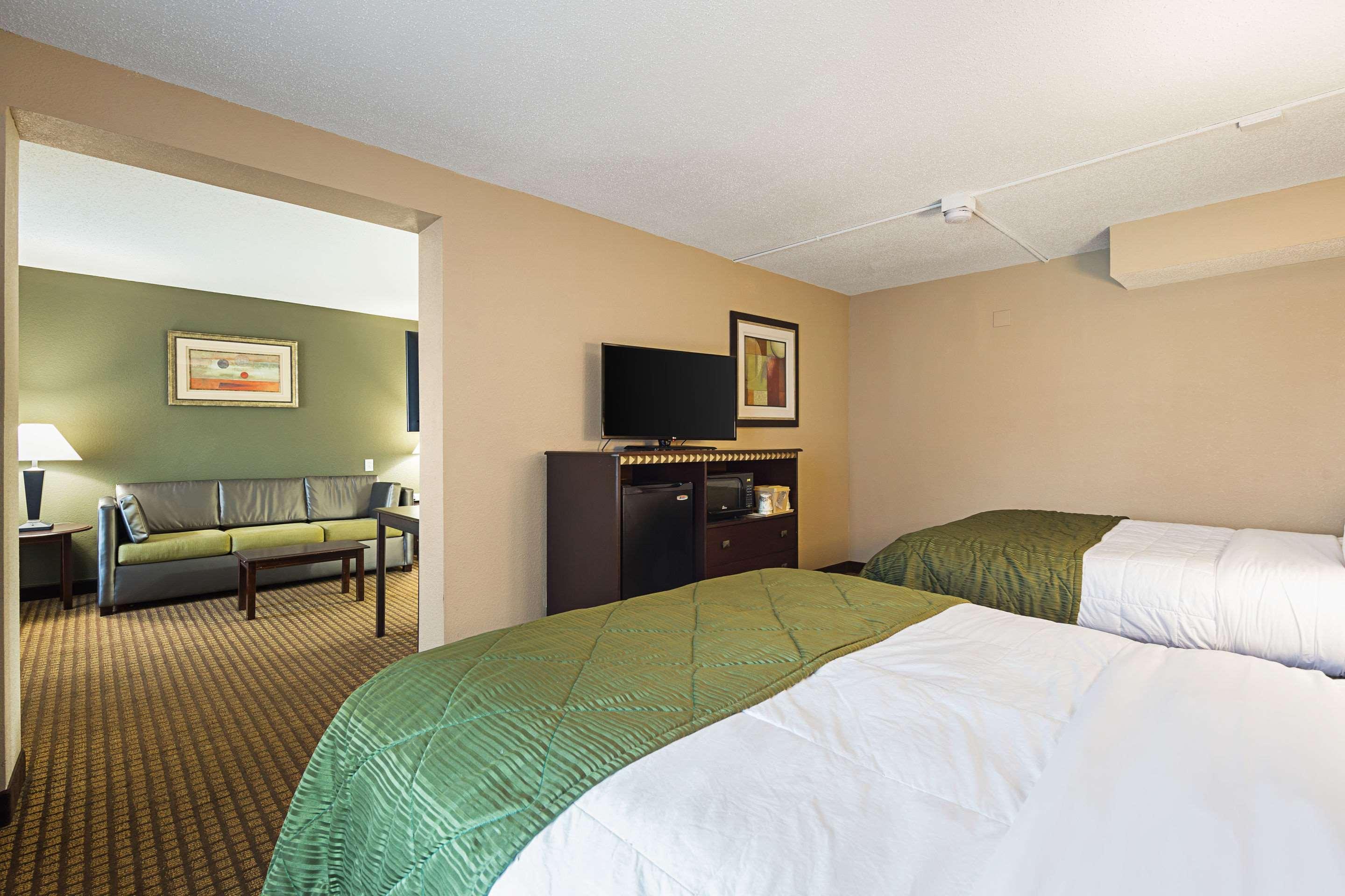 Quality Inn & Suites Greenville - Haywood Mall Luaran gambar
