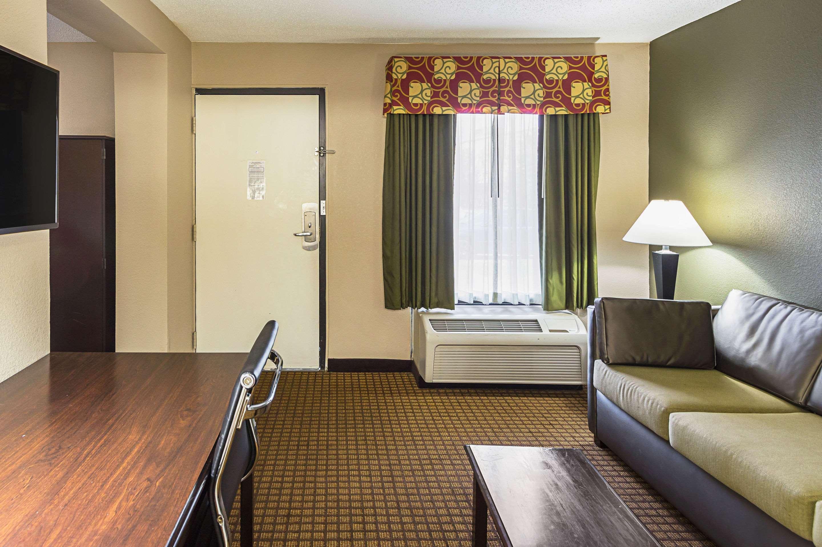 Quality Inn & Suites Greenville - Haywood Mall Luaran gambar