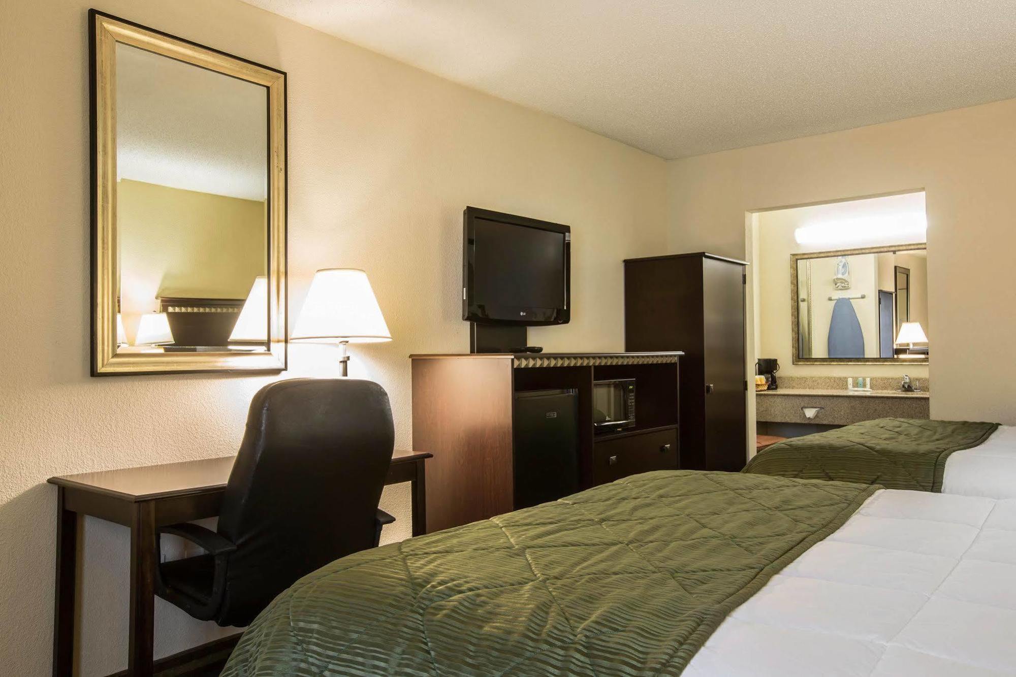 Quality Inn & Suites Greenville - Haywood Mall Luaran gambar